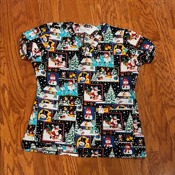 Peaches Uniforms Snowman Ski Print Top - Picture 1 of 5